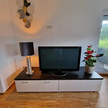 Exklusive Ferienwohnung2 Meppen, Balkon, Kueche, Waschmaschine Exterior photo